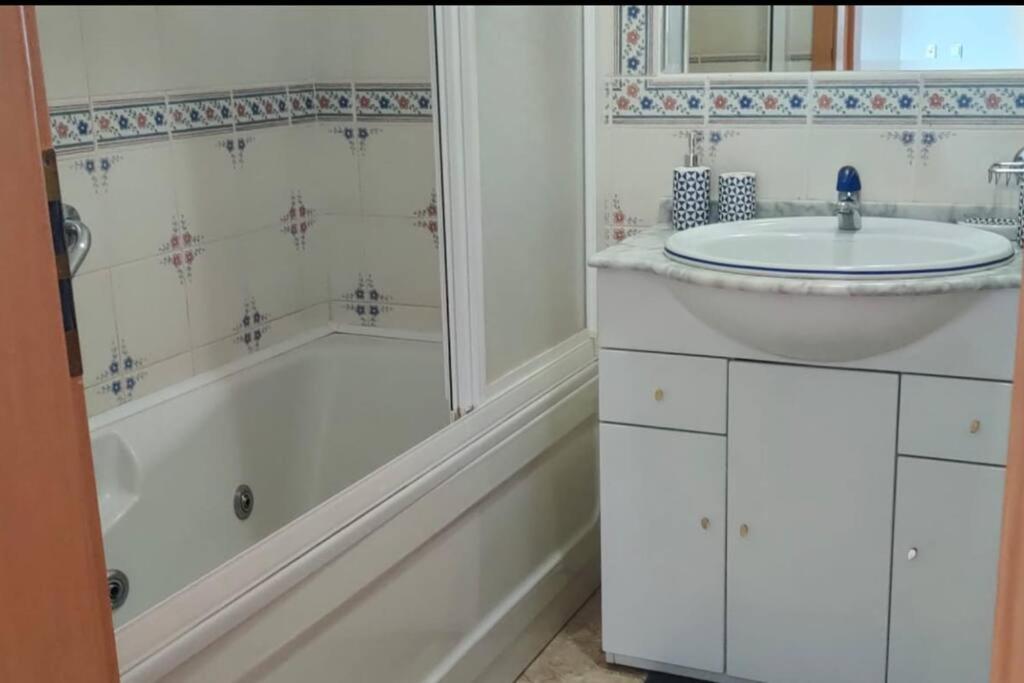 Clube Praia Mar Portimao - Apartamento A 200 Mts Da Praia Eksteriør bilde